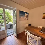Sky & Homes Austernfischer I 3 In Reetdachanwesen Hus Op De Duen *