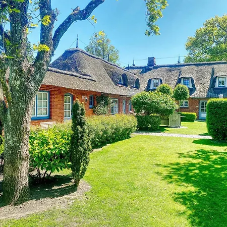 Sky & Homes Austernfischer I 3 In Reetdachanwesen Hus Op De Duen